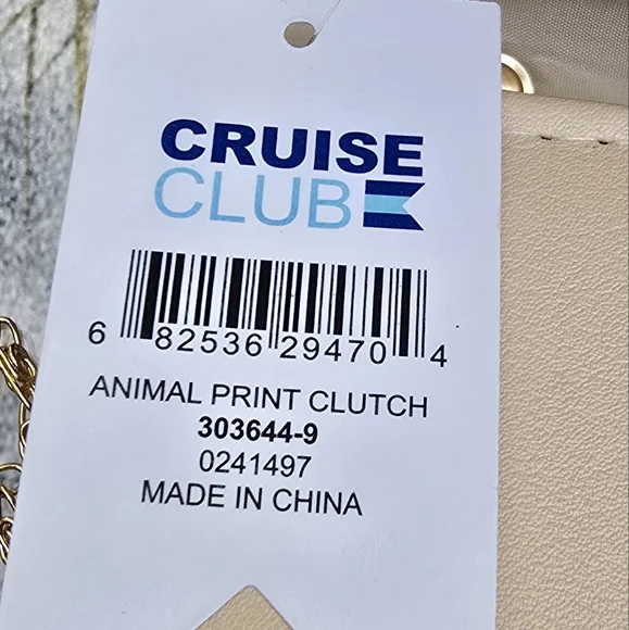 NWT Cruise Club Small Beige Clutch/Crossbody with Textured Snake Print Design - Picture 2 of 11